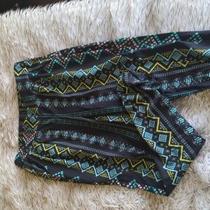 Lightweight Flowy Aztec Jogger Pants